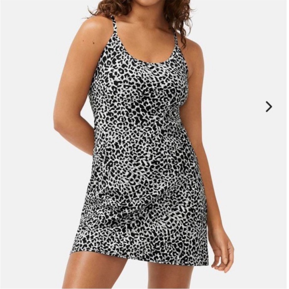 Outdoor Voices Exercise Dress in Snow Leopard Print SZ S EUC